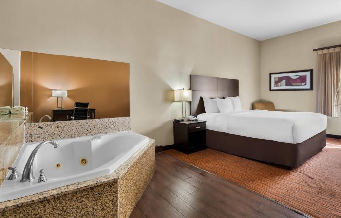 Comfort Suites Clovis - Fresno