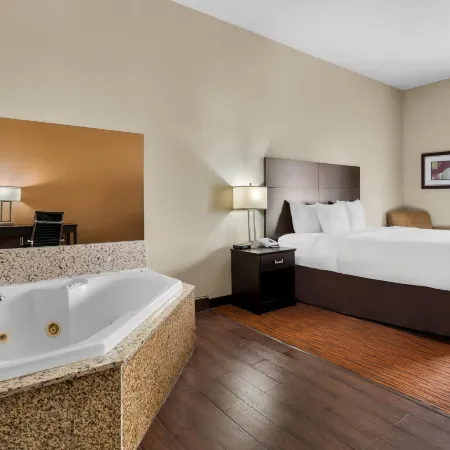 Comfort Suites Clovis - Fresno