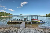 Renovated Lakeside Home w/ Private Boat Dock! - parking