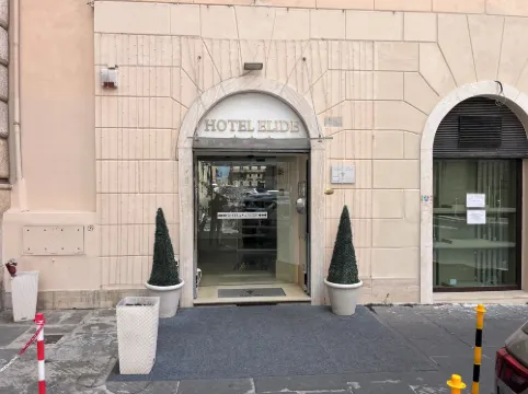 Hotel Elide