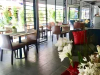 The Beach Cha am Residence - servizio colazione