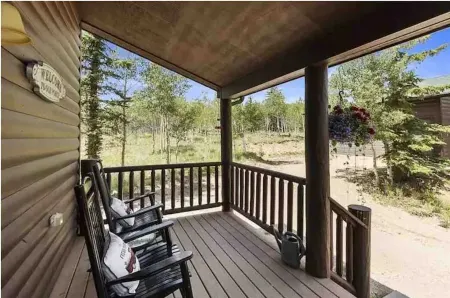 Secluded Indian Mountain Cabin Retreat with Views