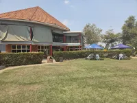 Peak Hotel Ξενοδοχεία στην πόλη Igara