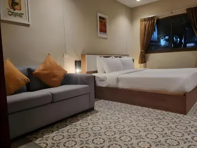 New Breakers Hotel Rawai Hotel in zona Spiaggia Laem Ka