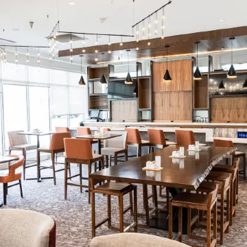 Hilton Garden Inn Fairfax Отели в г. Шантильи