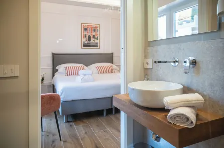 Be Your Home - Riviera Suites