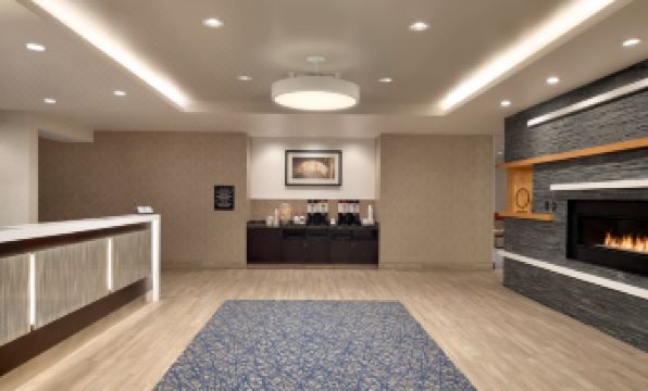 Hampton Inn & Suites Rosemont Chicago O'Hare