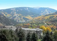 3BD/3BA at Beaver Creek West w/ Private Skier Shuttle + Hot Tubs! Sleeps 7