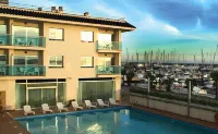 Hotel Port Sitges - Pools