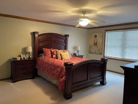 Tremendous 4bedroom house in De Pere with WiFiAvailable for the 2025 NFL draft Отели в г. Де Пер