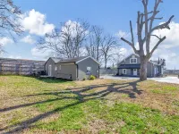 Downtown Easley Home โรงแรมในอีสลีย์