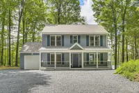 Boat, Fish & Unwind: Waterfront Gem in Pocono Mtns - Wifi