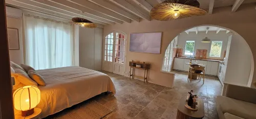 Villa l'Insolente- Luxury gite for couples-Spa-Sauna-Naughty games-Park 4000m2