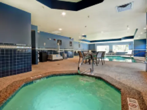 ホームウッド スイーツ バイ ヒルトン ドーバー ドーバーのホテル