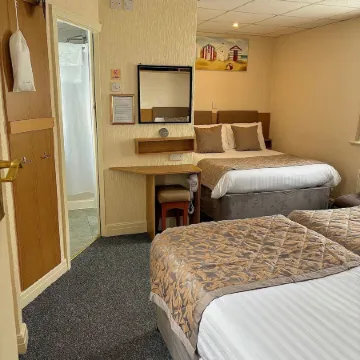 Clifton Court Hotel