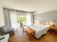 La Bonita Suites Punta Colorada فنادق في Punta Colorada