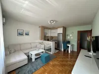 “Cozy Haven & Chic Urban Oasis” Hotels in Istocno Novo Sarajevo