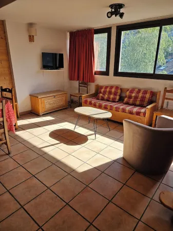 Apartment "Les deux têtes" for 17 People, 5min walk from the funicular