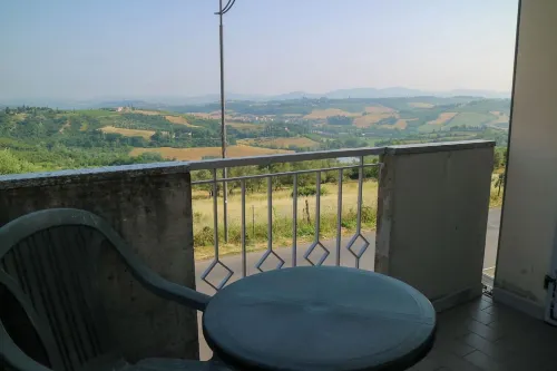 Tuscan House Relax in the heart of the Tuscan countryside Hotels in Montespertoli