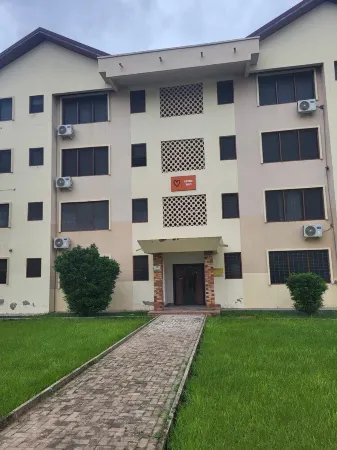 Cozy apartment in charming Kumasi with WiFi, AC Отели рядом с Аэропорт Кумаси