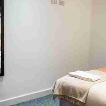 Luxury Short Stay Apartment Fitness & Recreational Facilities