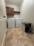 Spacious 4BR Oasis with private pool perfect for families & Groups