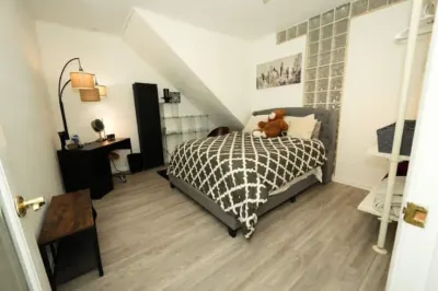 City-Chic at Centennial Hill in downtown Atlanta Hotels near Six Flags Over Georgia