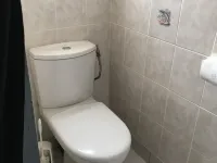 ARRADON, pleasant ground floor apartment - 10 minutes from the beach Hotels in Arradon