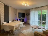 Cosy Appart Proche du rer A et psa Hotel a Carrieres-sous-Poissy