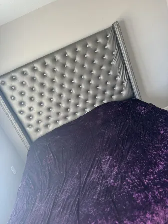 Luxury, Upscale 2 Bedroom Apartment Отели в г. Уорт Тауншип