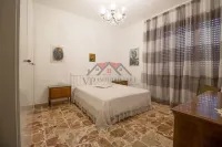 2-bedroom apartment in classical Tuscan style