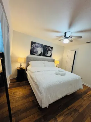 Family-Friendly 3BR Home  4 Beds + Yard Only 5 Min to Hospital in Palestine