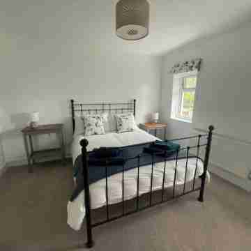 Family Home 3 Bed Vicarage Gardens, Wingham, Kent Rooms