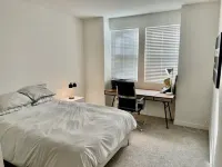 Modern 2 bed / 2 bath near Disneyland Hotels in Cerritos