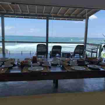 Beach villa with an infinity pool at the heart of Unawatuna Dining/Meeting Rooms