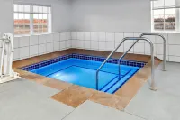 Spark by Hilton Rochester South - Gym
