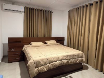 Charming upper level 2-bedroom house in tranquil Panadura with WiFi, AC