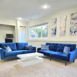 Bright modern space close to all the action!