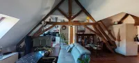 Super large old beam apartment with double living room Hotels in Le Perray-en-Yvelines