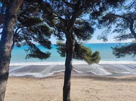 Beachfront apartment with private spa