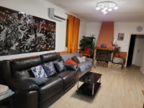 Villa 400m from Tulière beach