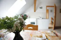 Reitpension Wiesengrund: cozy apartment on a riding and farm Hotels in Angermunde