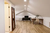 Seabiscuit Loft - Studio Stay in Downtown Lexington