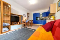 ROMANTIC APARTMENT WITH ROUND BED Hotels in Neive