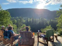 P'tit Plateau|Valley Bras du Nord|Vu|Sauna|River|Fire Place|EV Charger|Bike|SUP Hotels in Portneuf