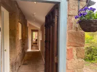 A-listed South Lodge, Dunbar with hot tub Hotels in Dunbar