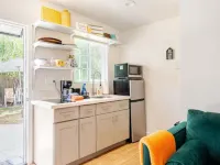 Cozy City Mountain Hide Away! 알타데나 호텔