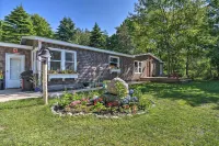 Woodland Retreat Near Trails, Golf and Wineries! - Pet friendly
