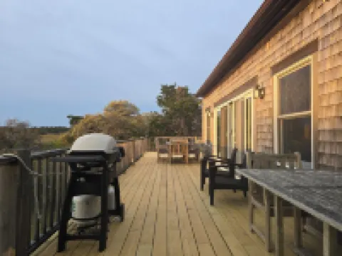 Secluded Home Abutting Bird Sanctuary