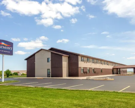 Baymont by Wyndham Oshkosh Airport Hotels in Oshkosh